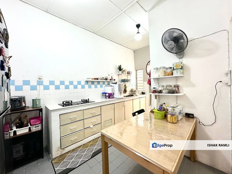 Bandar Rinching, Seksyen 1, Semenyih Single Storey Terrace House for sale Renovated , Selangor, Semenyih