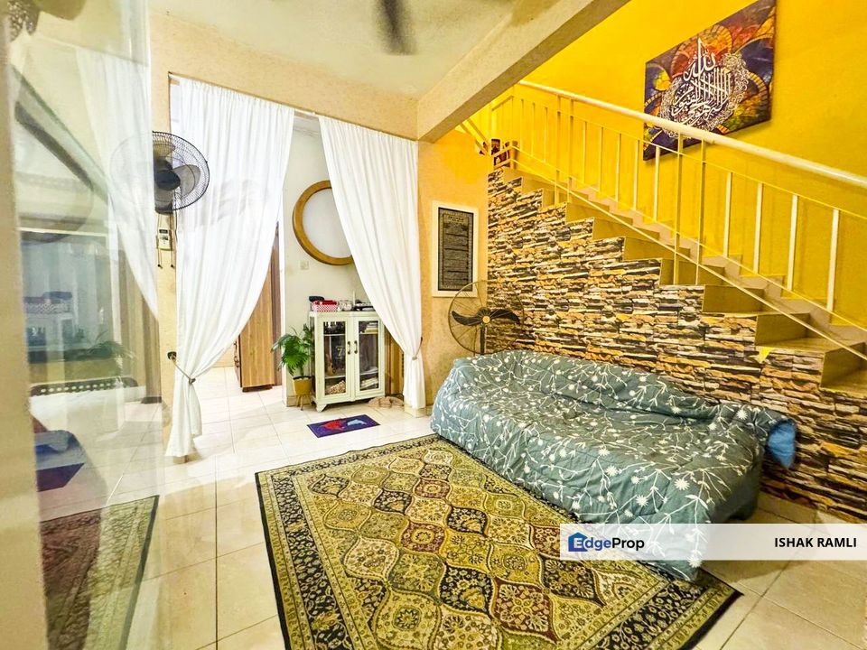 Desa Coalfields (DC 2), Sungai Buloh Double Storey Terrace House for sale Renovated , Selangor, Sungai Buloh