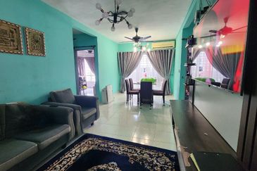 Residensi Laguna Biru 2