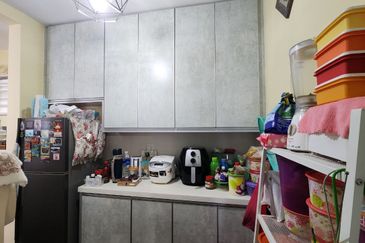 Residensi Laguna Biru 2