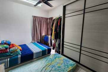 Residensi Laguna Biru 2