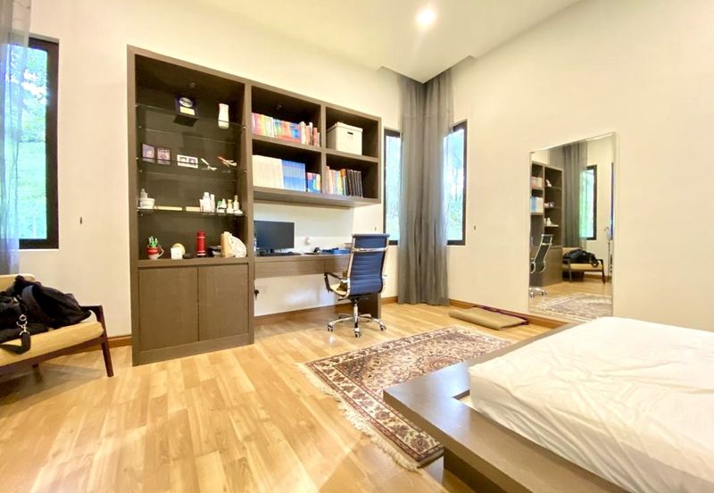 Cahaya SPK, Seksyen U9