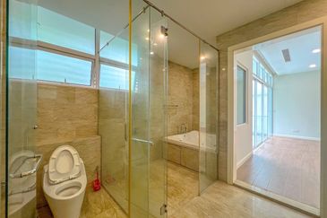 Kenny Hills Residence