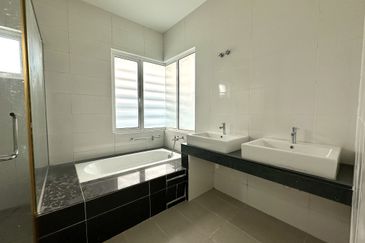 Jalan Astaka 3A/KU2 @ Laman Vista Alam