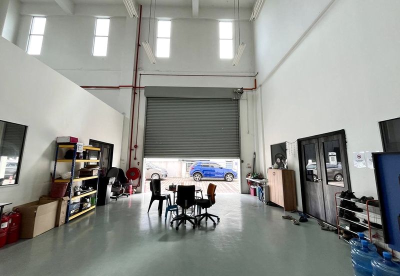 Tiong Nam Industrial Park, Seksyen 15, Shah Alam Three Storey Semi-D Factorey For Sale