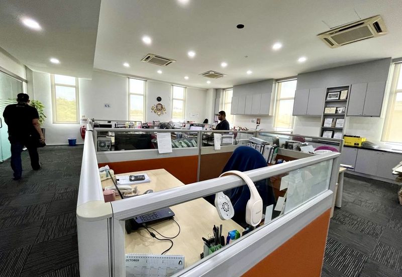 Tiong Nam Industrial Park, Seksyen 15, Shah Alam Three Storey Semi-D Factorey For Sale