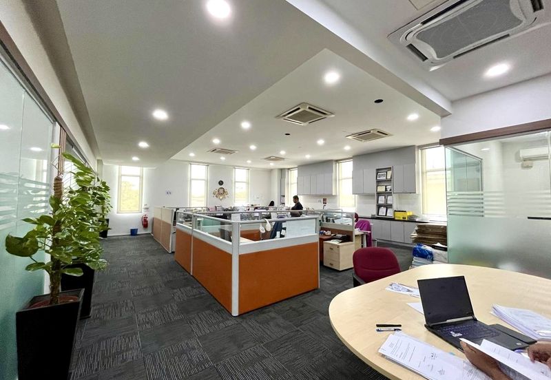 Tiong Nam Industrial Park, Seksyen 15, Shah Alam Three Storey Semi-D Factorey For Sale