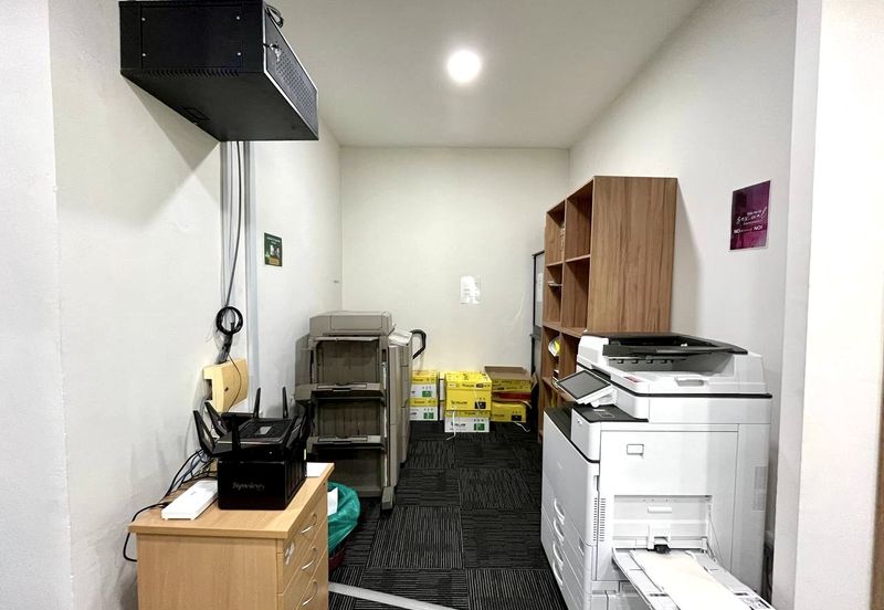 Tiong Nam Industrial Park, Seksyen 15, Shah Alam Three Storey Semi-D Factory For Rent