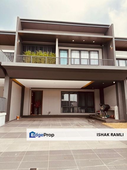 Hampton Residence, Bandar Seri Coalfields, Sungai Buloh Two Storey Superlink For Sale Fully Renovated, Selangor, Sungai Buloh