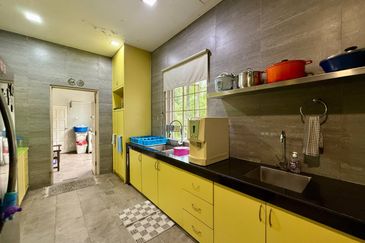 Seksyen 8, Kota Damansara