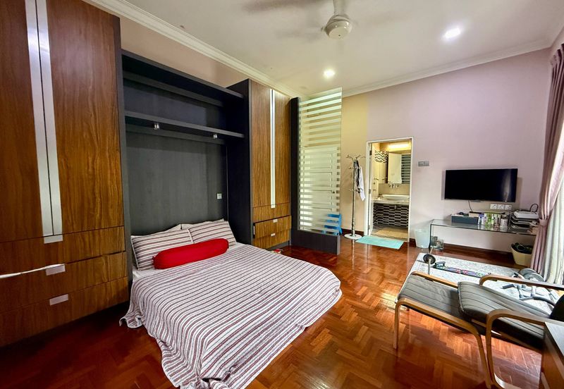 Seksyen 8, Kota Damansara