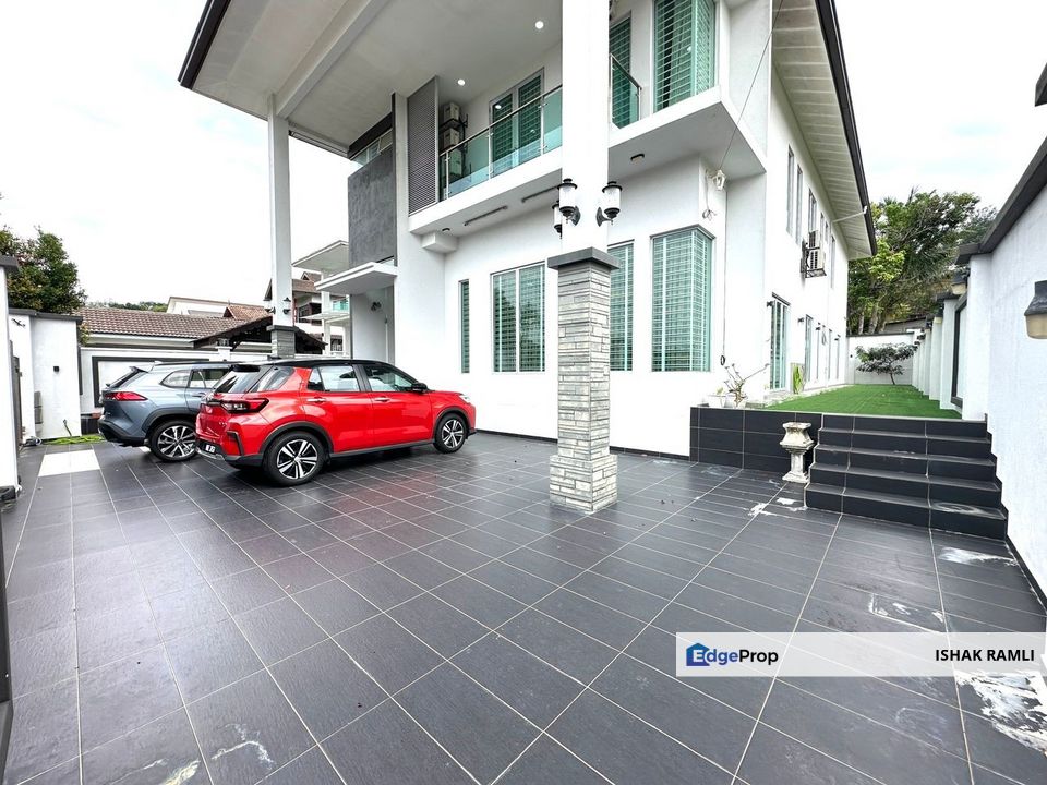 Kuang, Sungai Buloh Double Storey Bungalow House For Sale Move in Condition, Selangor, Sungai Buloh