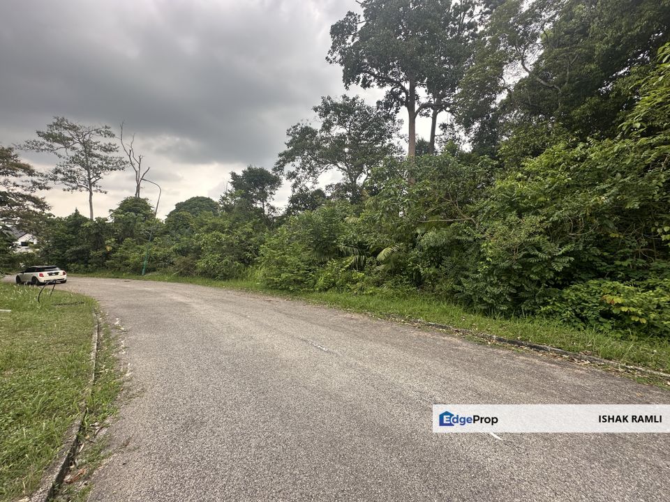 Bungalow Lot Kayangan Heights, Seksyen U9, Shah Alam For Sale Non Bumi, Selangor, Shah Alam