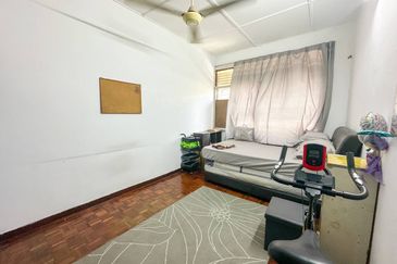 Seksyen 4, Shah Alam