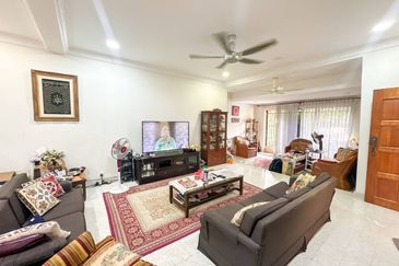 Seksyen 4, Shah Alam