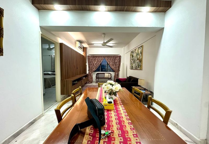 Danau Idaman Condominium