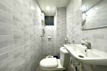 Danau Idaman Condominium