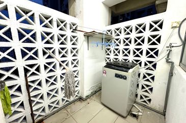 Danau Idaman Condominium