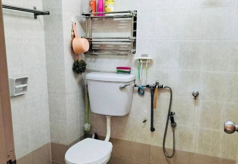 Pangsapuri Seroja Bukit Jelutong