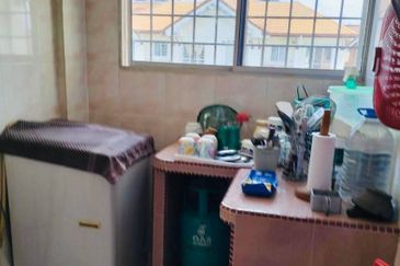 Pangsapuri Seroja Bukit Jelutong