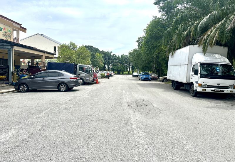 Zapin, Bandar Bukit Raja