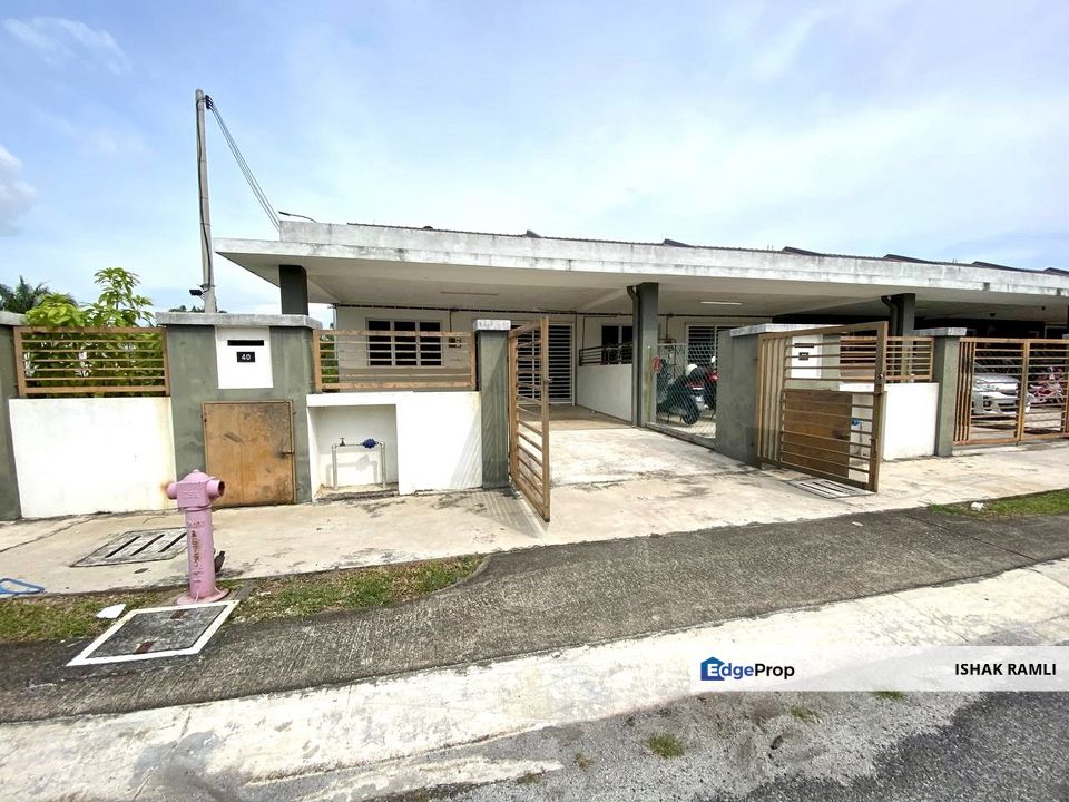 Taman Seri Kapar, Kapar Single Storey Terrace House For Sale END LOT, Selangor, Kapar 