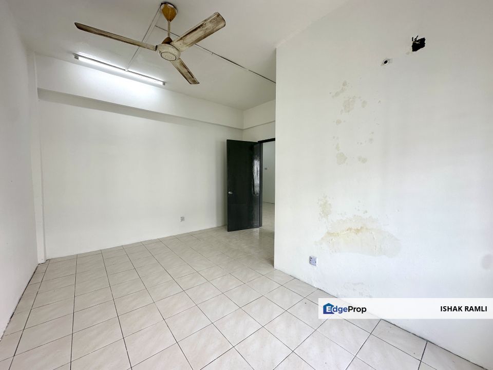 Dataran Otomobil, Seksyen 15, Shah Alam Apartment for Sale Below Market, Selangor, Shah Alam