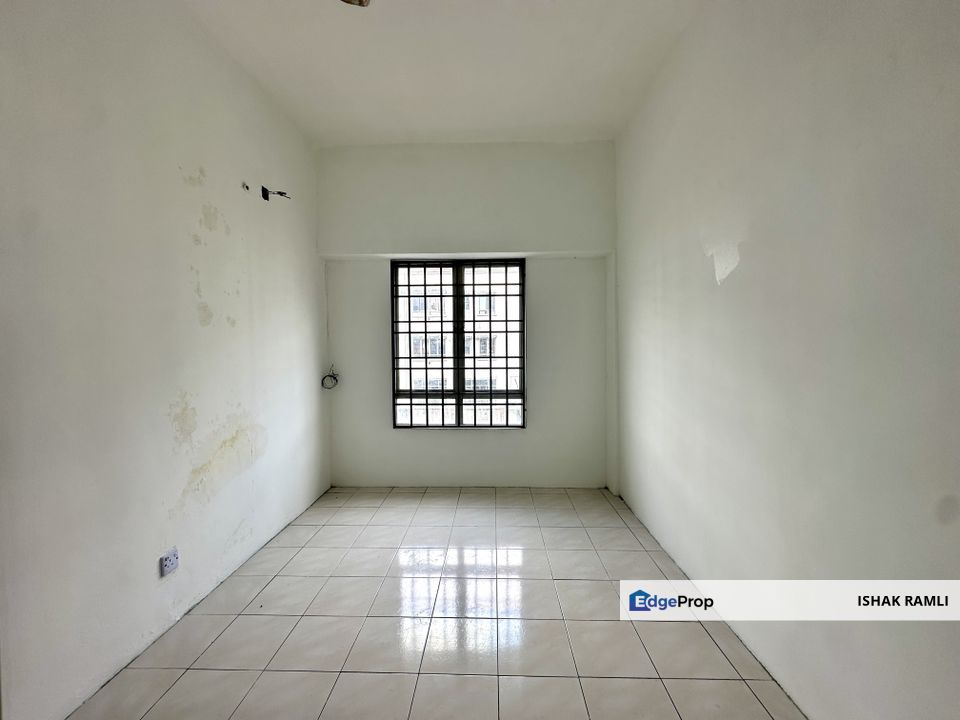 Dataran Otomobil, Seksyen 15, Shah Alam Apartment for Sale Below Market, Selangor, Shah Alam