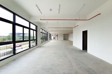 Elmina Business Park