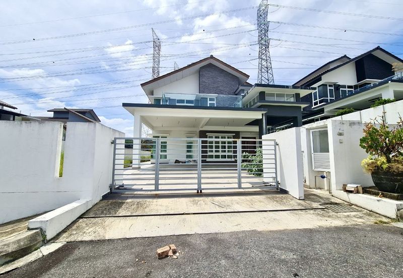 Taman Pinggiran Putra