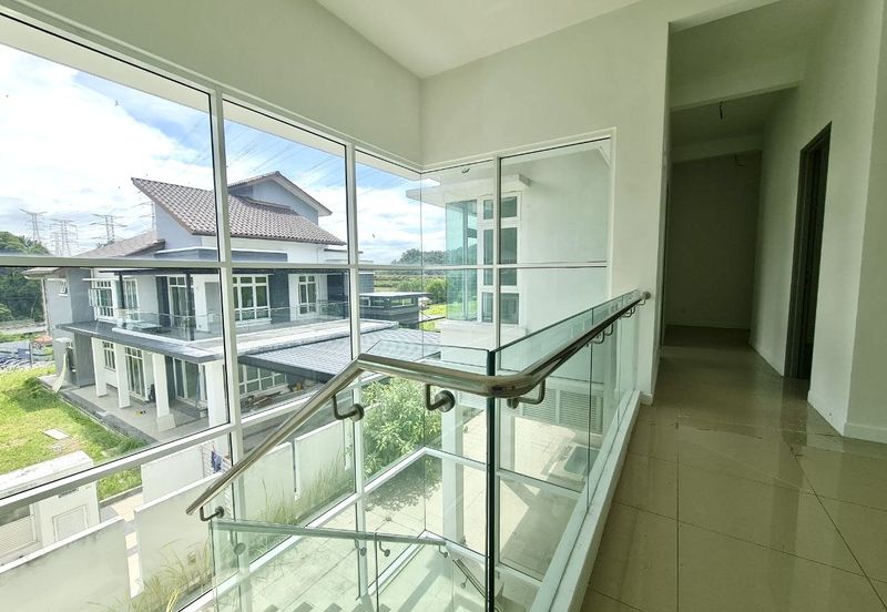 Taman Pinggiran Putra