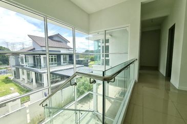 Taman Pinggiran Putra