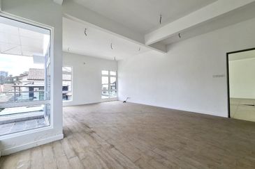 Taman Pinggiran Putra