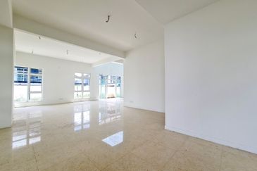 Taman Pinggiran Putra