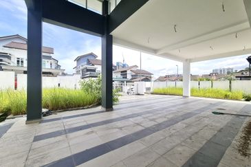 Taman Pinggiran Putra