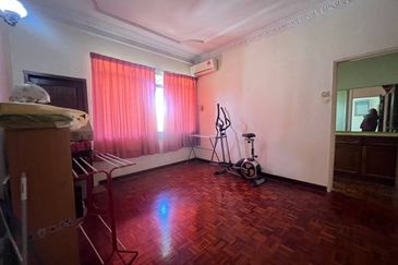 Seksyen 3, Shah Alam