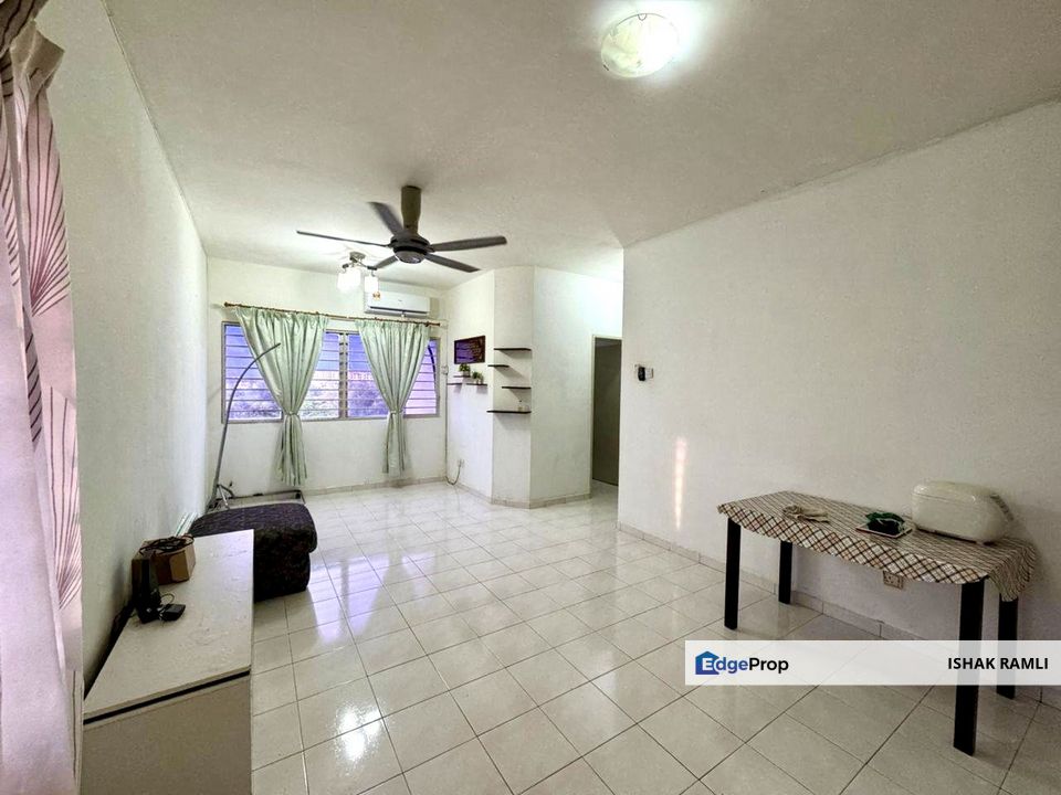 Pangsapuri Angsana, Bandar Mahkota Cheras, Cheras For Sale Corner Lot, Selangor, Cheras