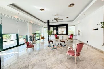 KGSAAS Golf Club, Seksyen 13