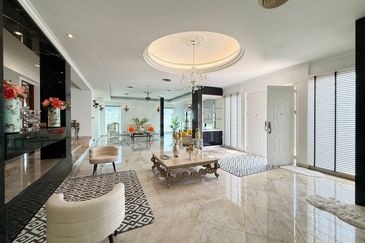 KGSAAS Golf Club, Seksyen 13