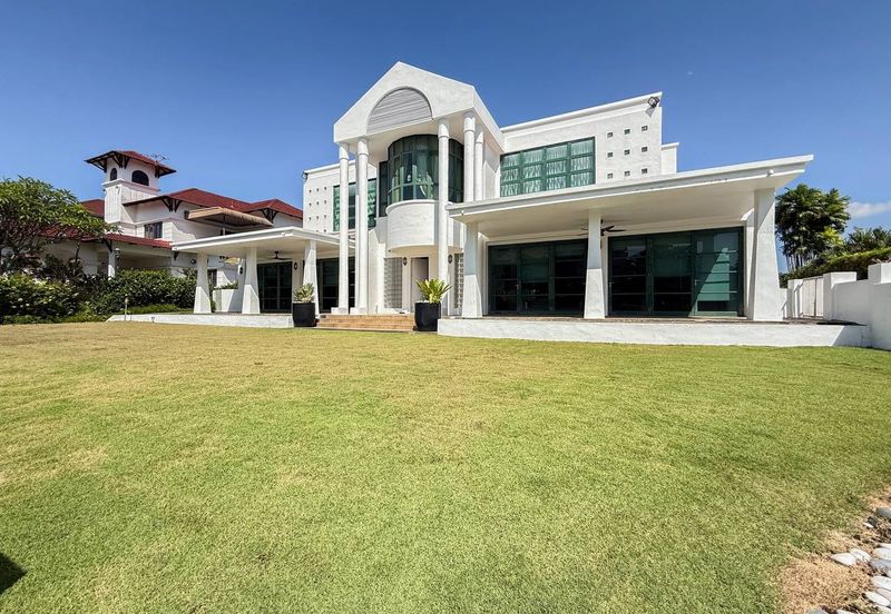 KGSAAS Golf Club, Seksyen 13