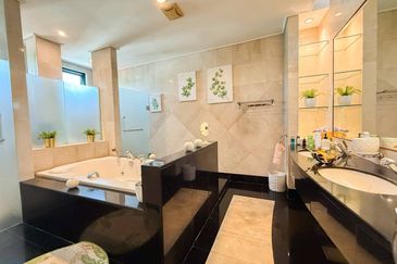 KGSAAS Golf Club, Seksyen 13