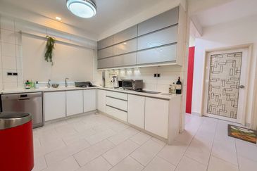 KGSAAS Golf Club, Seksyen 13