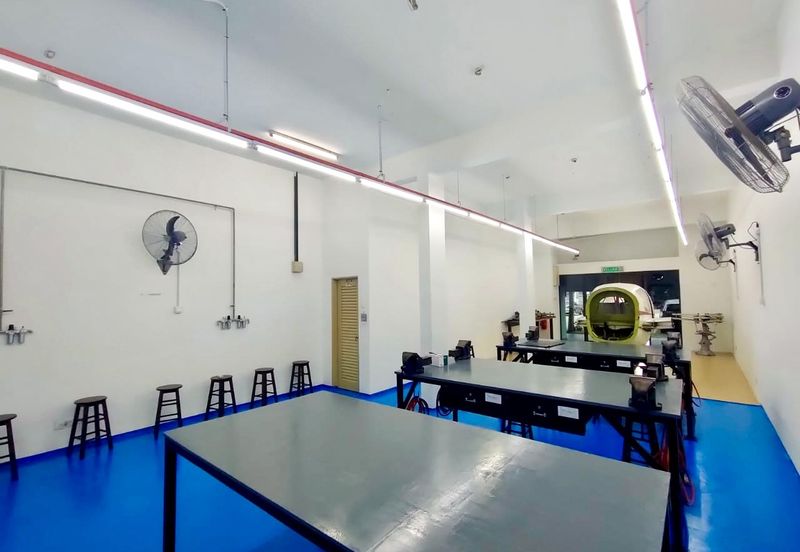 E-Boulevard, Denai Alam