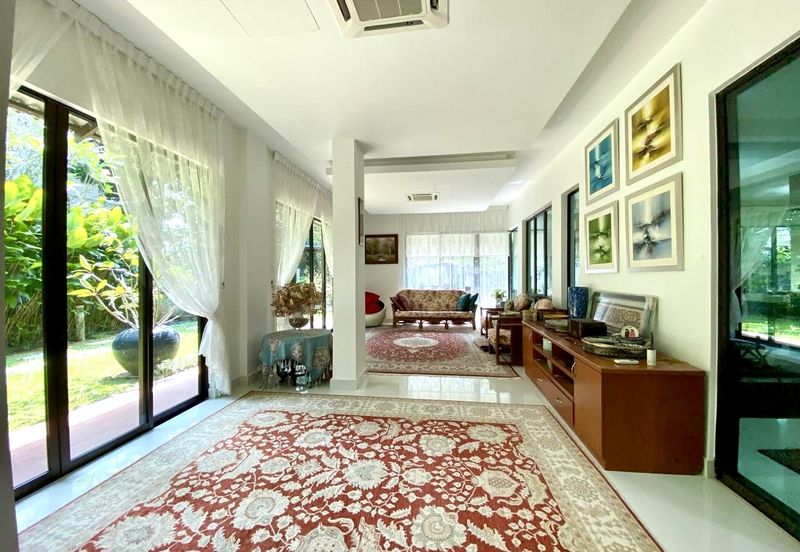 Cahaya SPK, Seksyen U9