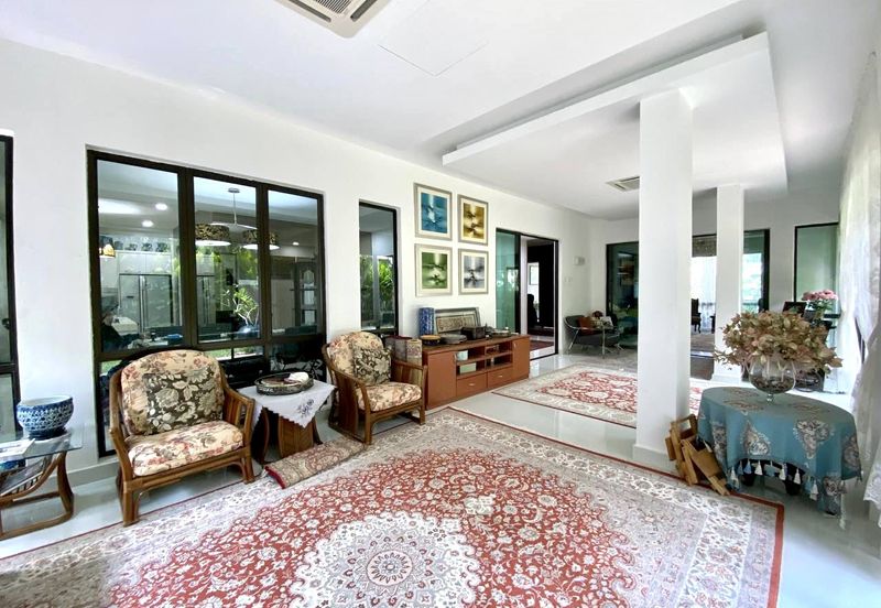 Cahaya SPK, Seksyen U9