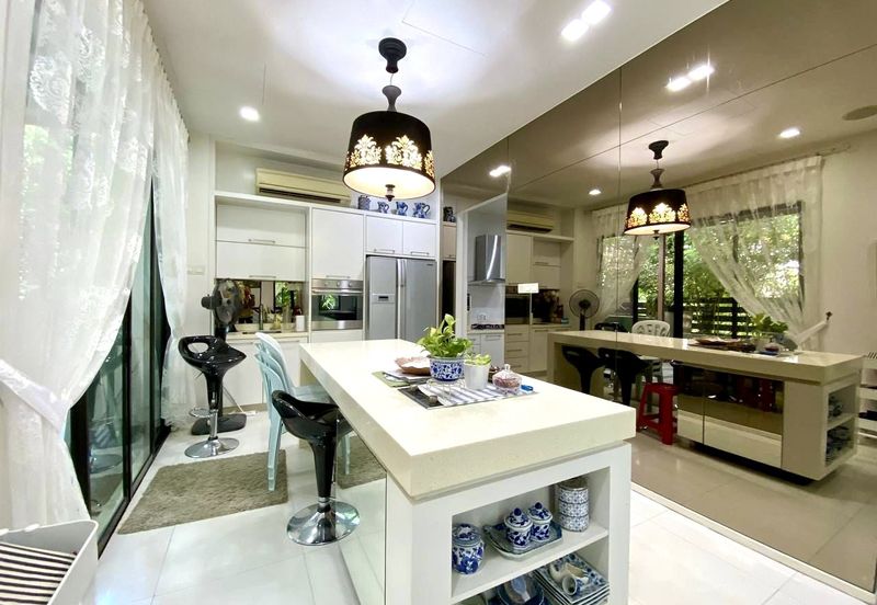 Cahaya SPK, Seksyen U9