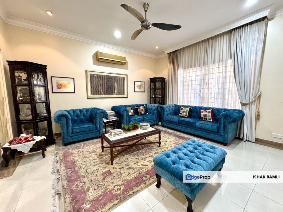 Bukit Jelutong, Shah Alam Double Storey Bungalow House for sale Big land, Selangor, Shah Alam