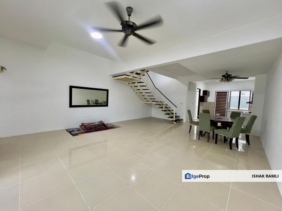 Ken Rimba Legian, Seksyen 16, Shah Alam Double Storey Terrace House for sale MURAH, Selangor, Shah Alam