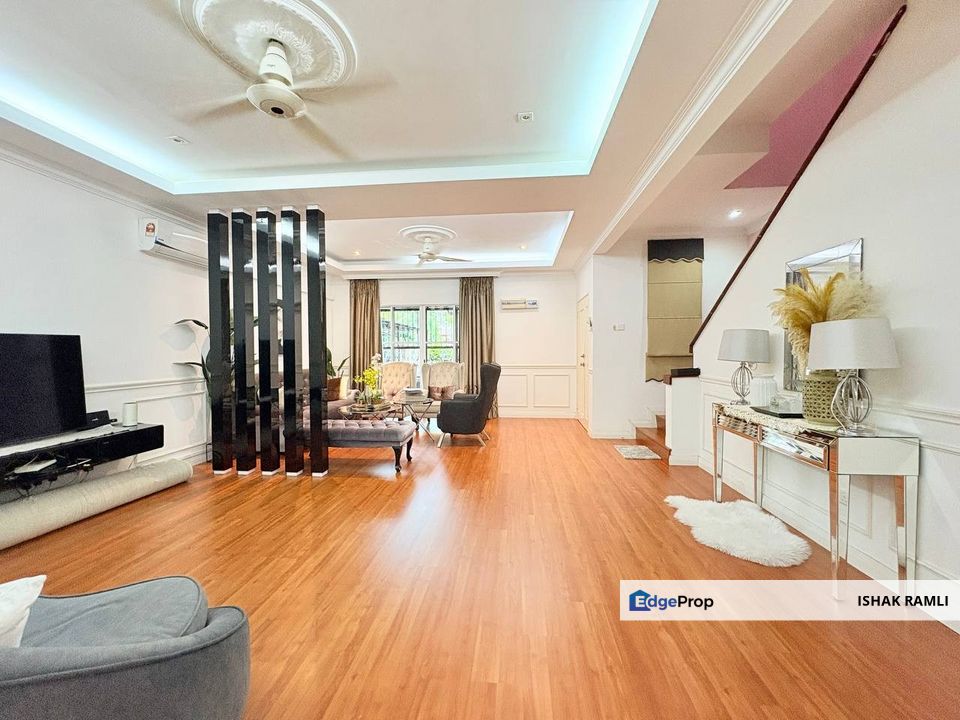 Seksyen 7, Shah Alam, Jalan Kristal Double Storey Terrace House for sale FACING OPEN, BIG LAND, Selangor, Shah Alam