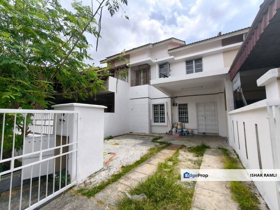 Saujana Utama, Sungai Buloh Double Storey Terrace House for sale MURAH, Selangor, Sungai Buloh